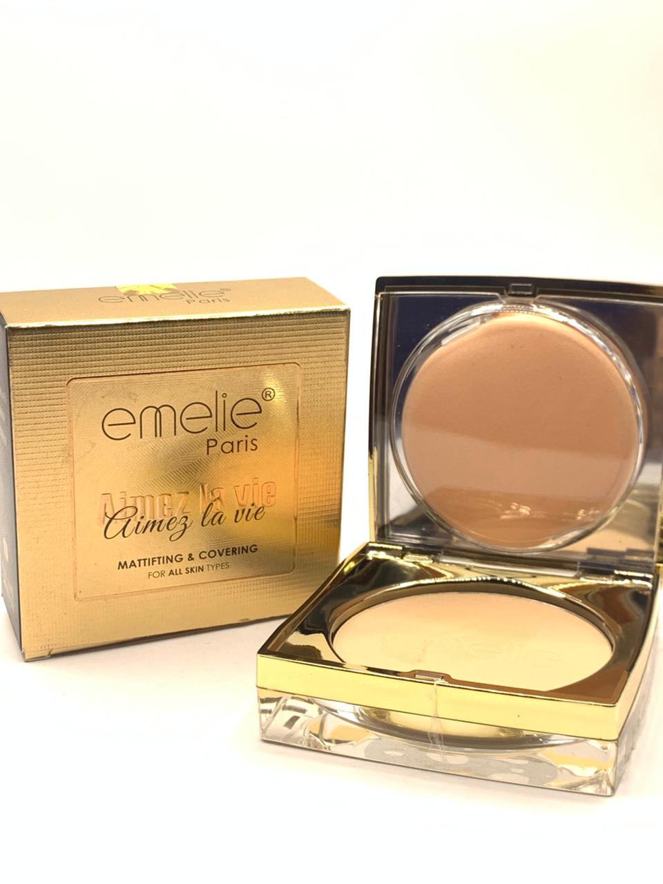 Emelie Paris compact powder